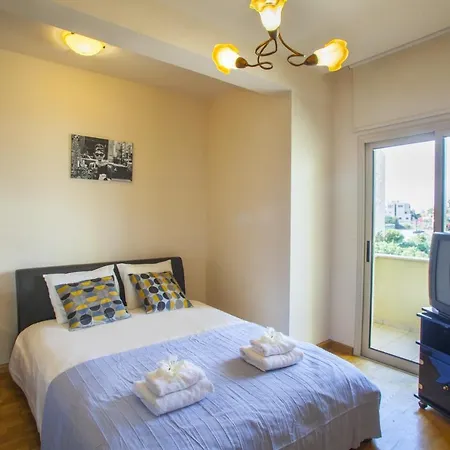 Imagine You And Your Family Renting This Perfect Holiday Apartment Minutes From The Beach, Larnaca Apartment 1390 Larnaca